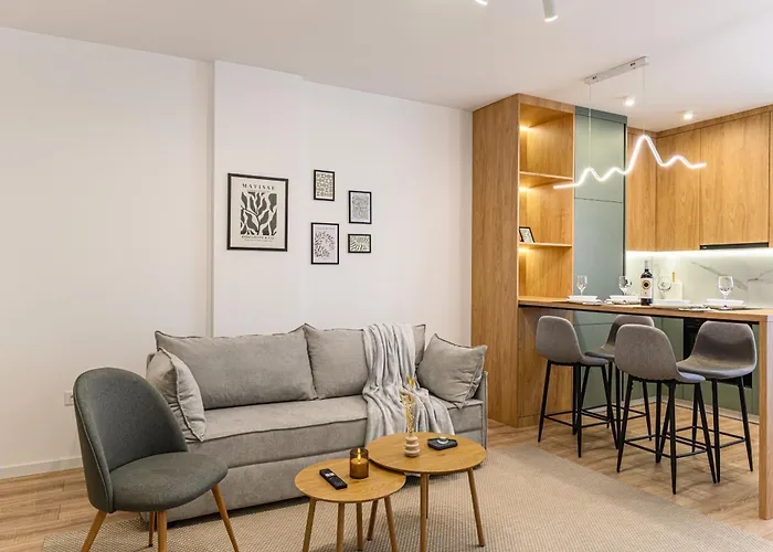 Eden Coresi Apartment With Free Private Parking